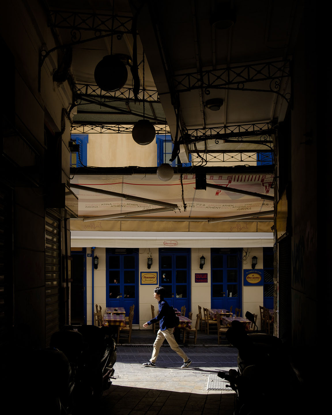 Light And Shadow — street photography, image 2