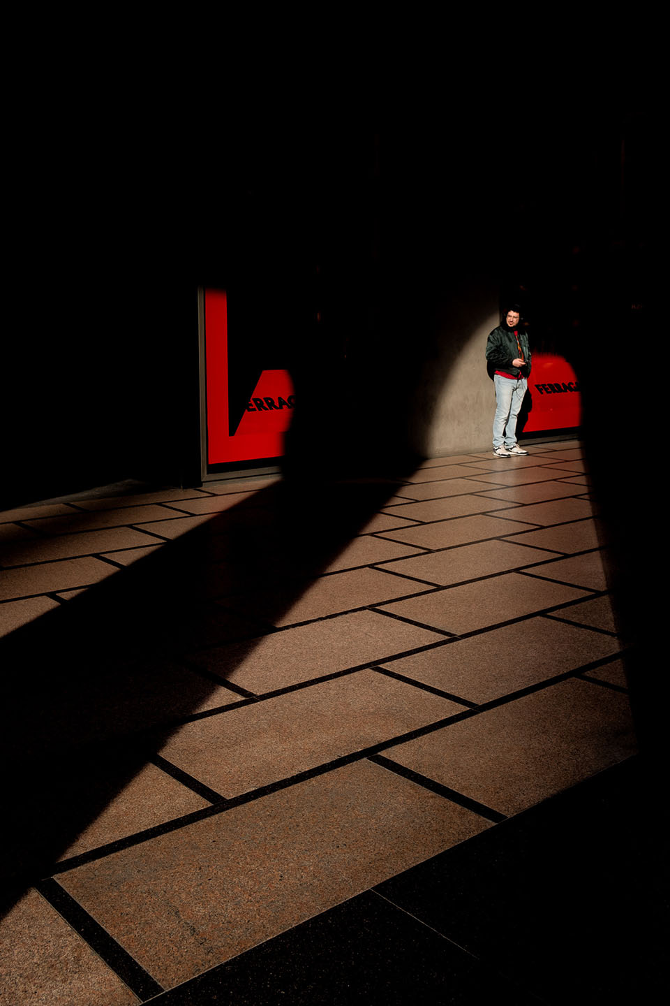 Light And Shadow — street photography, image 6