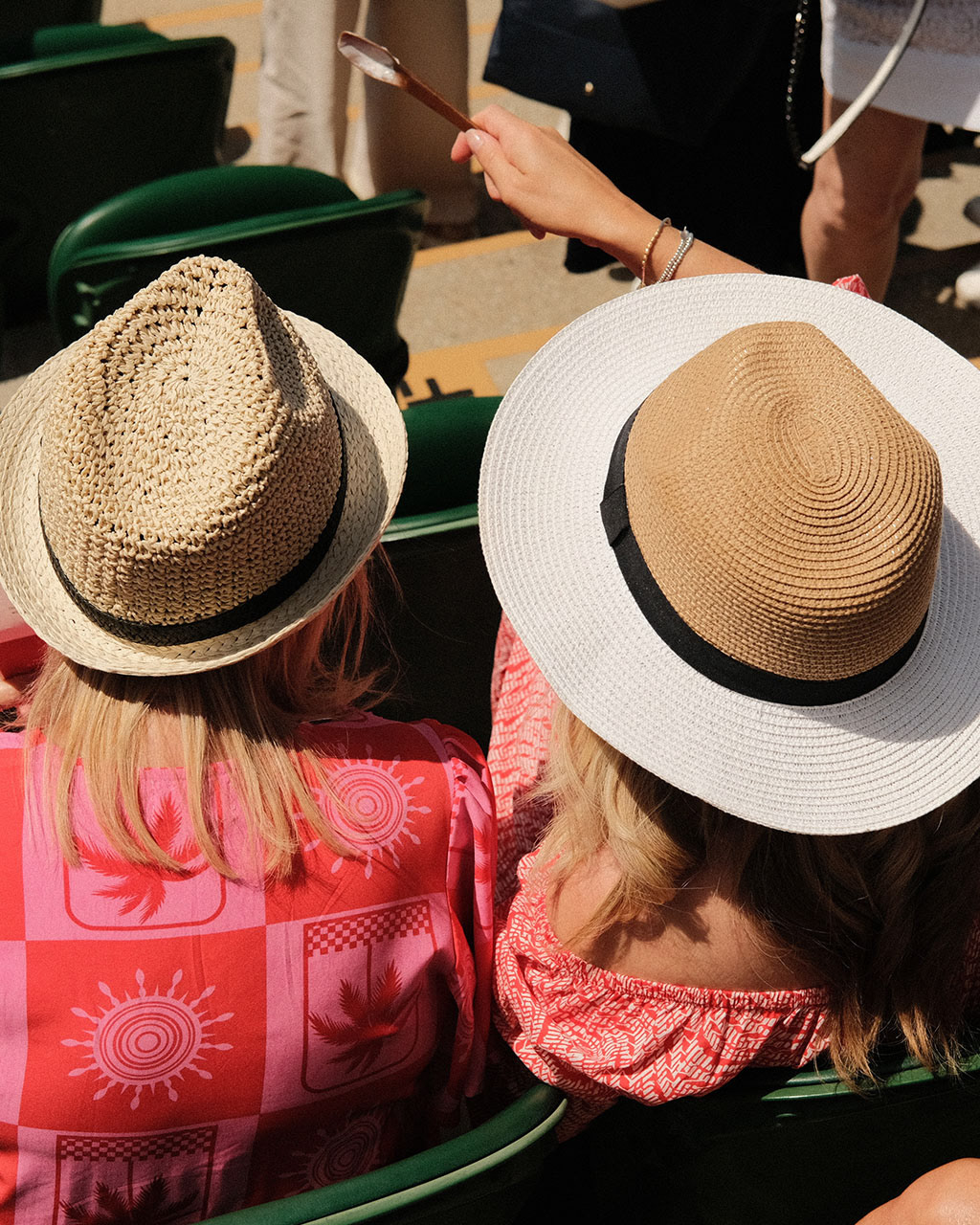 Wimbledon — crowd headwear, image 4